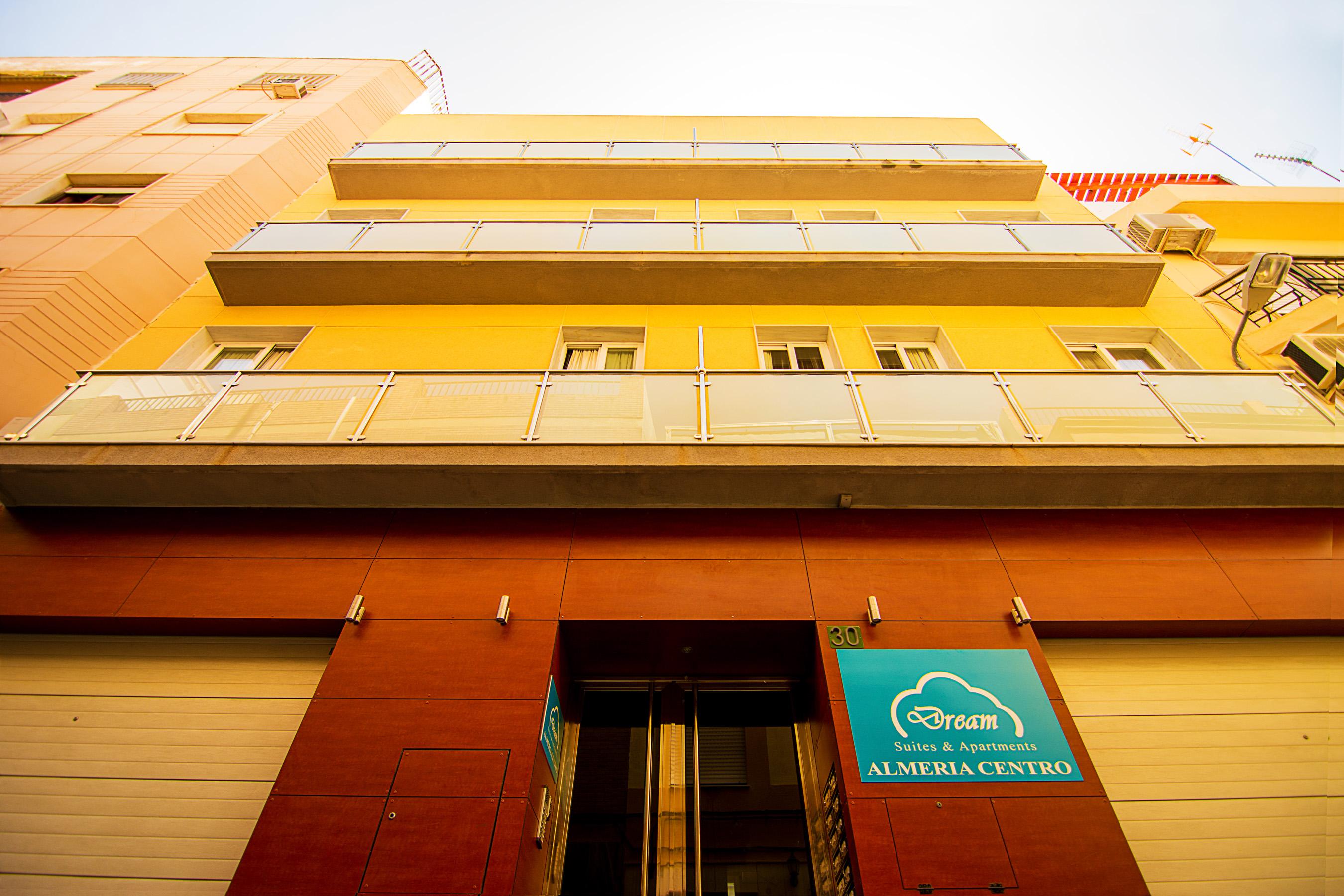 Dream Suites And Apartments Almeria Centro Eksteriør bilde