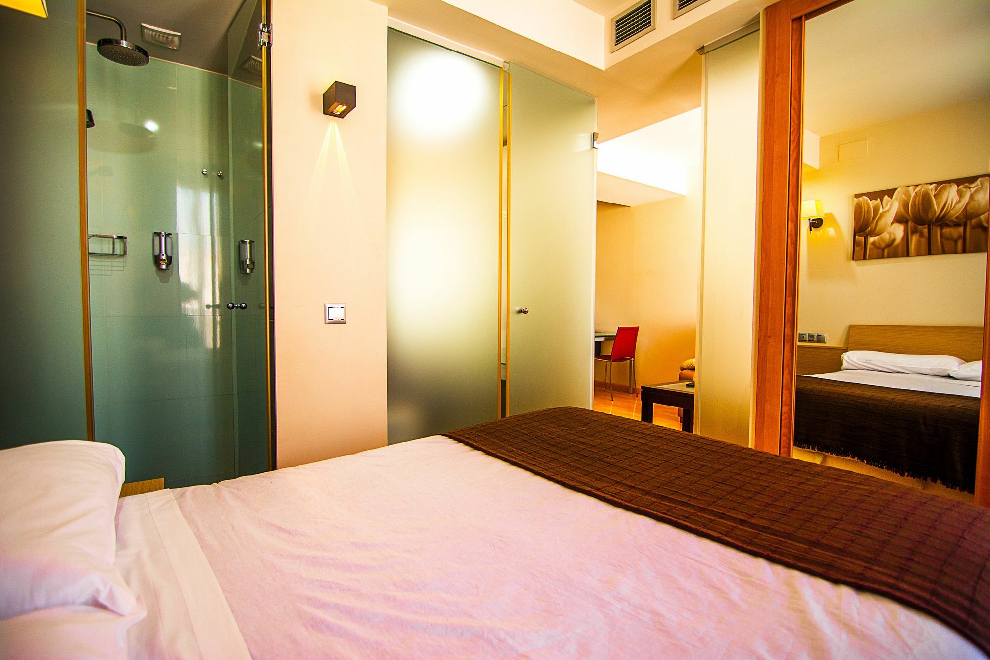 Dream Suites And Apartments Almeria Centro Eksteriør bilde
